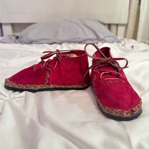 Source Unknown Red Kids Moccasins